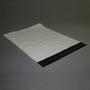 14 1/2 x 19 Self-Seal White Poly Mailers